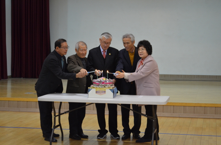 022dafc81f1038b6cea436da98fc739c_1761895453_428.jpg 022dafc81f1038b6cea436da98fc739c_1761895453_428.jpg