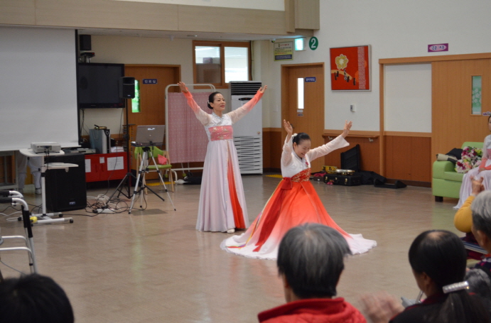 022dafc81f1038b6cea436da98fc739c_1761895487_0514.jpg 022dafc81f1038b6cea436da98fc739c_1761895487_0514.jpg