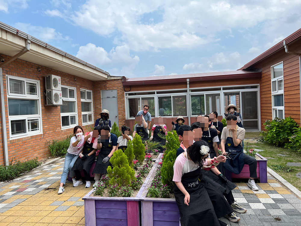 093a65dae6ae628755d3d9315daf5ab3_1762853556_082.jpg 093a65dae6ae628755d3d9315daf5ab3_1762853556_082.jpg