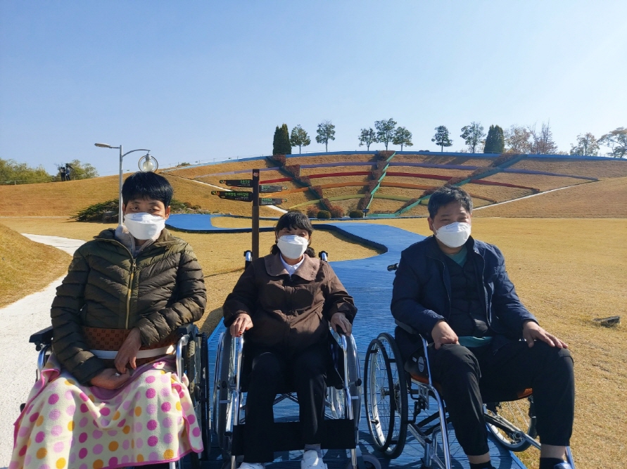 15bc4ee40827feed23900e8ba8c63fd2_1763114482_9566.jpg 15bc4ee40827feed23900e8ba8c63fd2_1763114482_9566.jpg