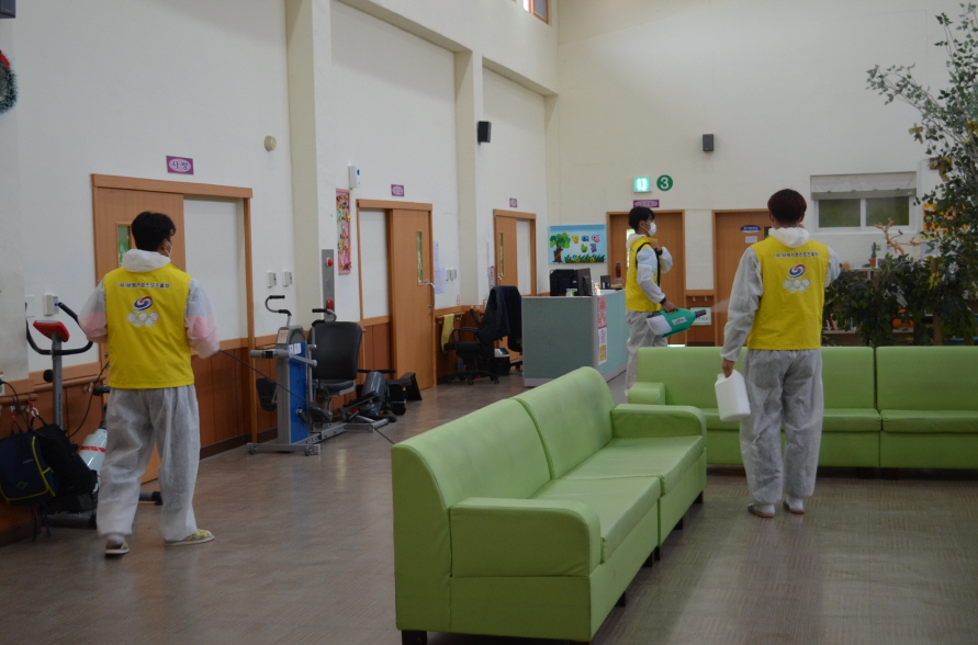 6576e4942763c04f4451ebe8055df3bb_1761975920_5814.jpg 6576e4942763c04f4451ebe8055df3bb_1761975920_5814.jpg