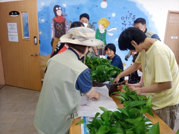 dacd9ba0a631319f044942544c0d088e_1762167131_4333.jpg dacd9ba0a631319f044942544c0d088e_1762167131_4333.jpg