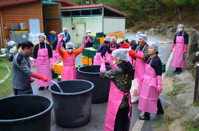 f1441c1c0d6a17fc85b97aef33365e8d_1763294126_3594.jpg f1441c1c0d6a17fc85b97aef33365e8d_1763294126_3594.jpg